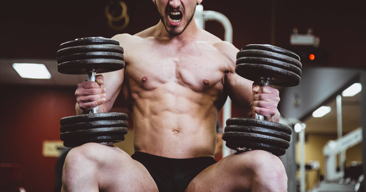 Methyltestosterone: interaction with alcohol and drugs